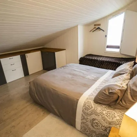 In With Balcony Apartment *
